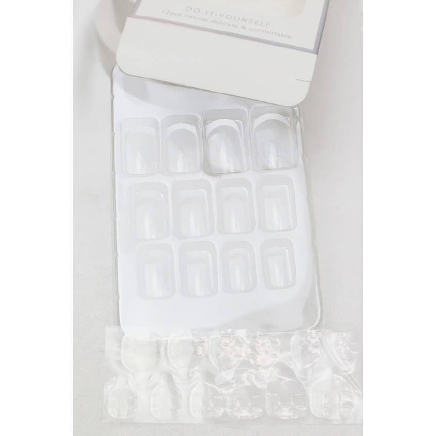 Natural Look French Tip Press on Nails: MIX COLOR / ONE