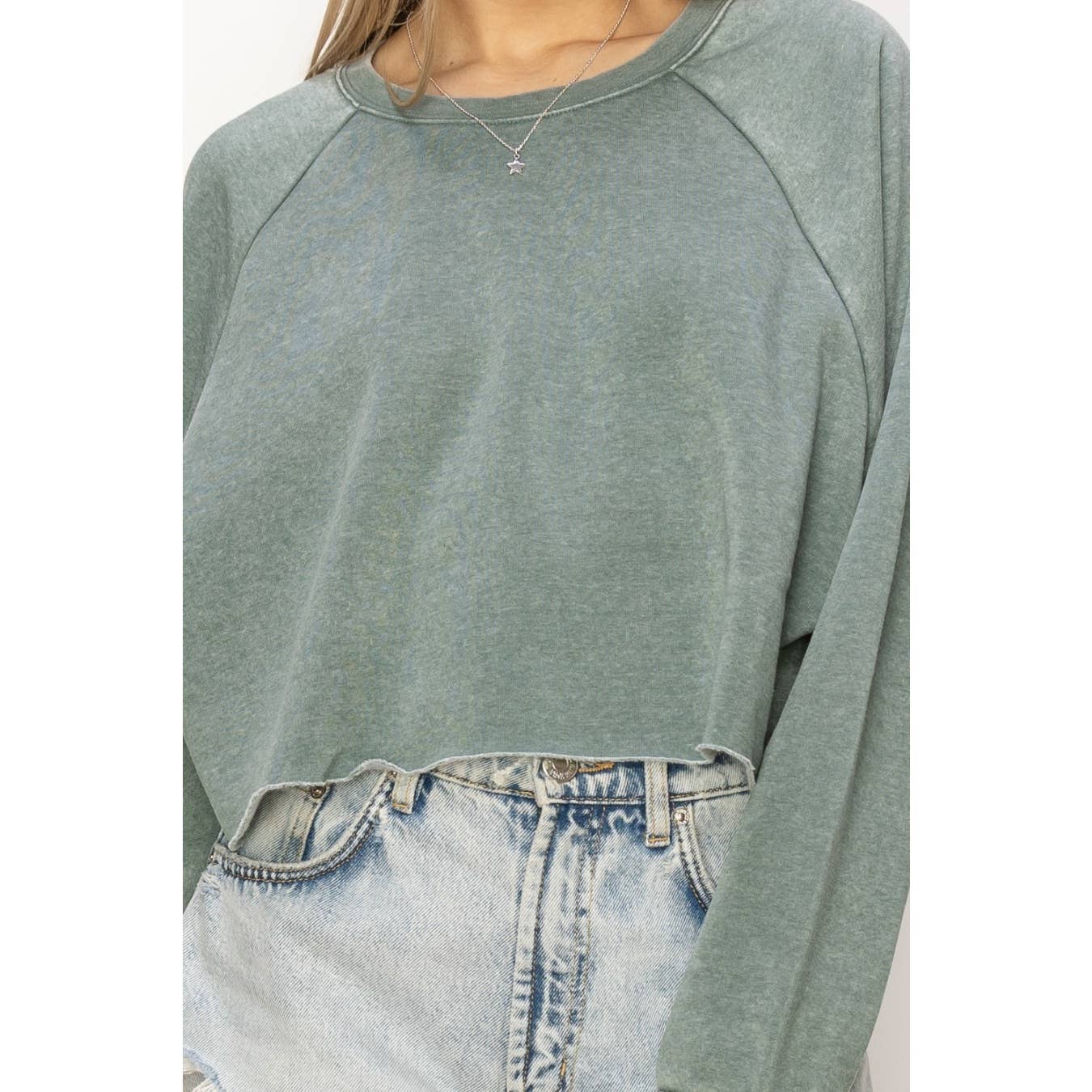 DZ24C251-LAID BACK CROP SWEATSHIRT: L / WATERMELON