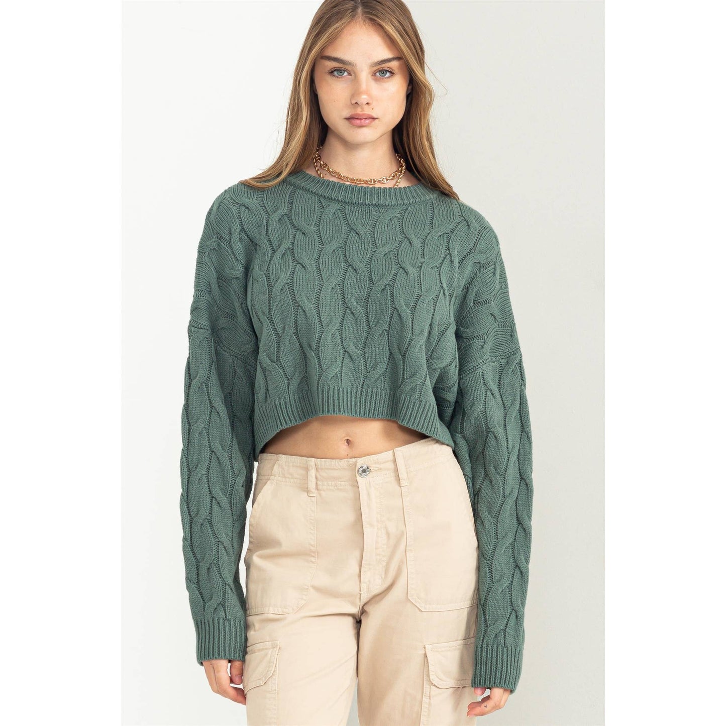 WEEKEND READY CABLE KNIT LONG SLEEVE CROP SWEATER: WISTERIA / L