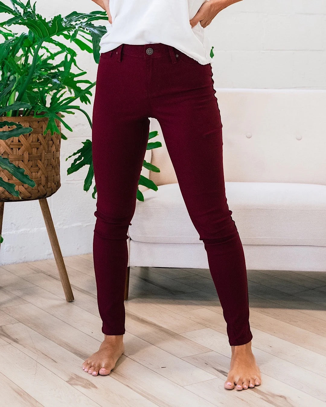 Hyperstretch Mid-Rise Skinny Jean