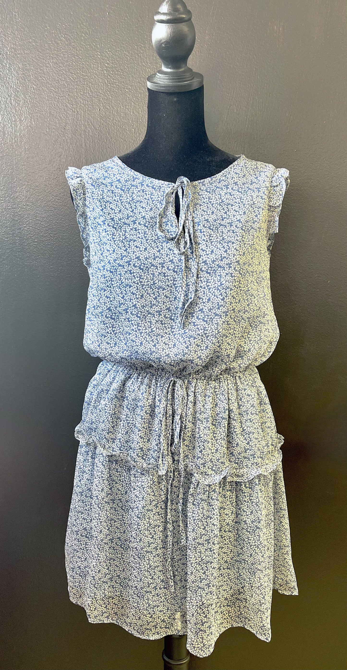 PAPER CRANE- Floral Print Ruffled Sleeveless Dress