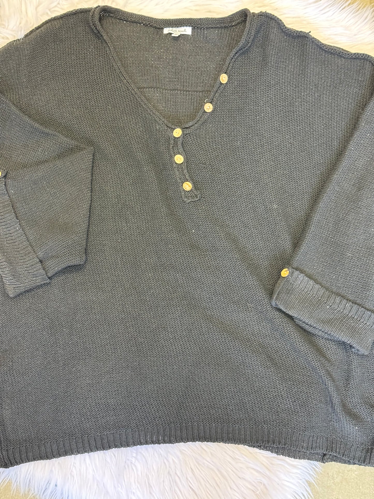 WHITE BIRCH- Pullover Sweater Black Plus