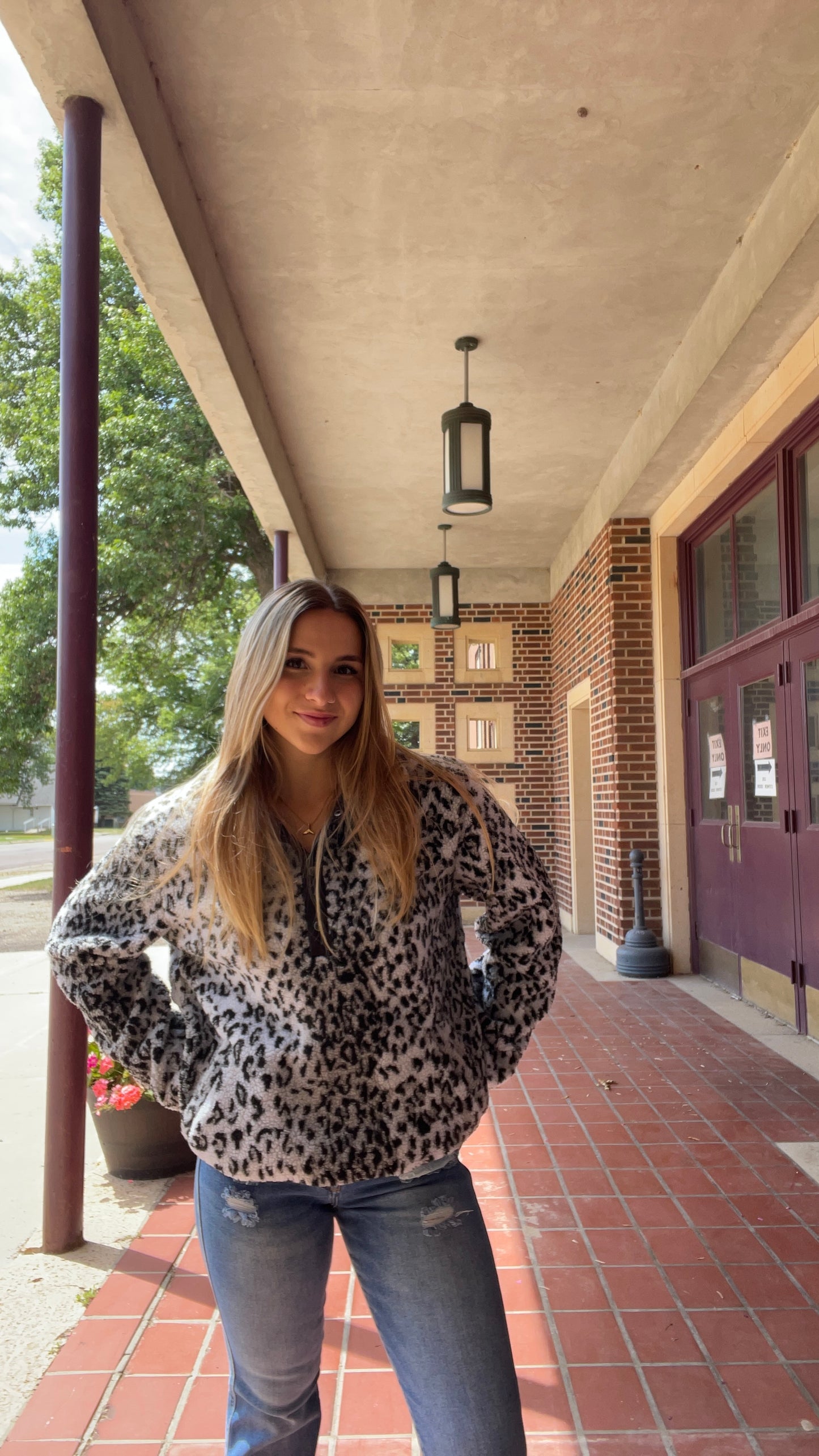 JEN&CO- Black and white leopard print sweater
