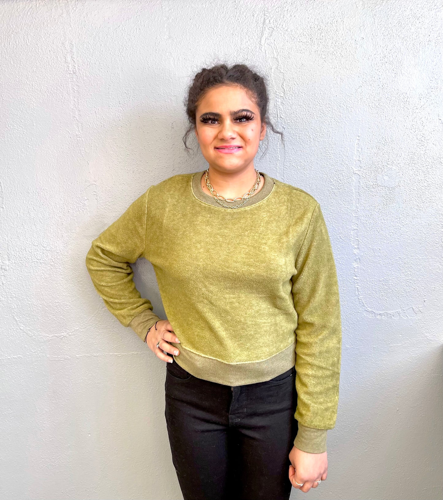 DOUBLE ZERO- Cropped Pullover Sweatshirt