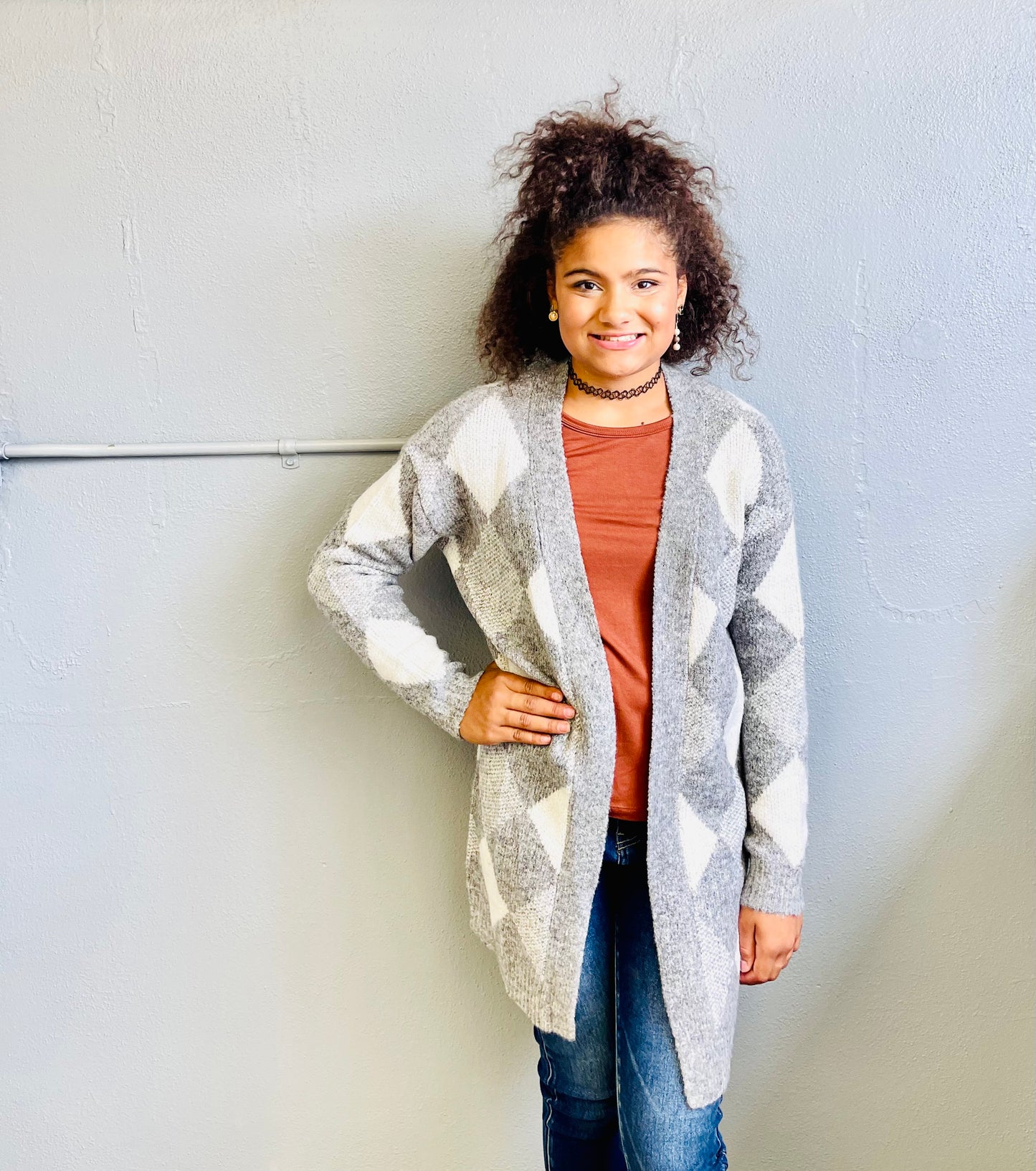 Q.Z.Z. TRADING- Diamond Pattern Cardigan