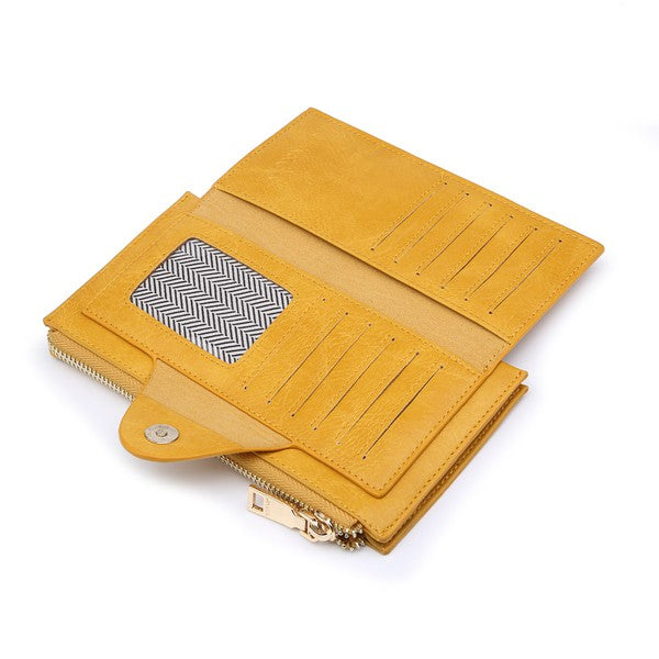 JEN AND CO- Kyla RFID Sm. Croc Wallet w/ Snap and Zip Closure