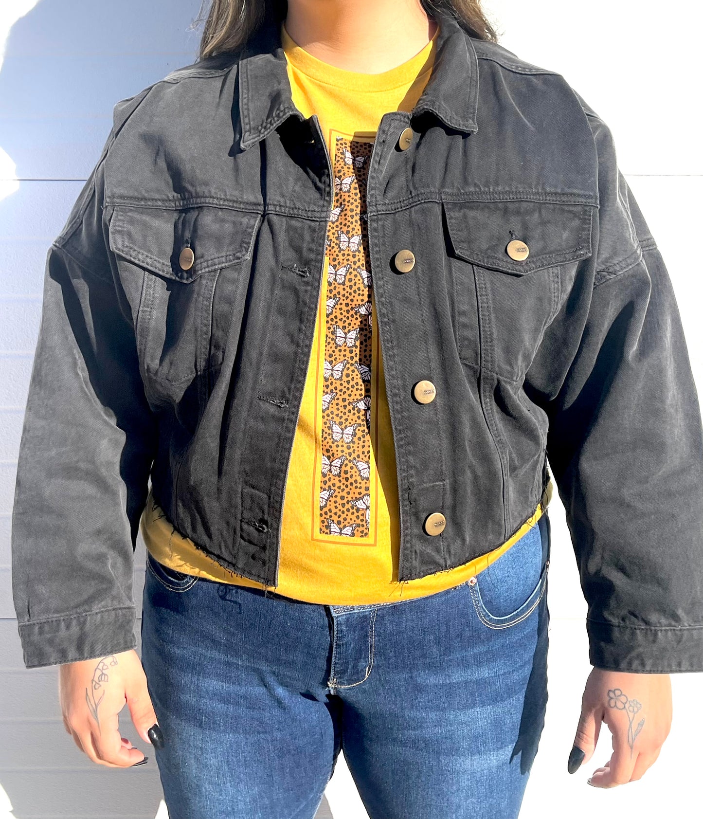 MONO B- CURVY Raw & Ribbed Crop Denim Jacket