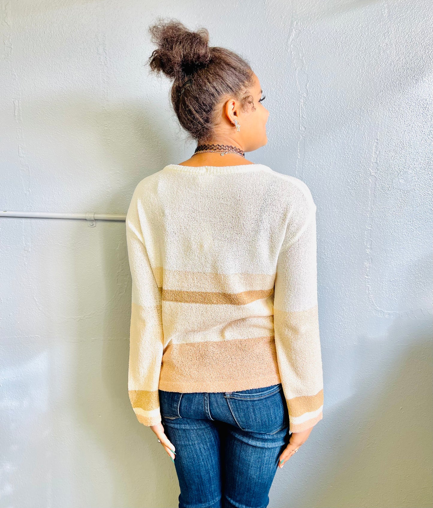 HEM AND THREAD- Neutral Sweater