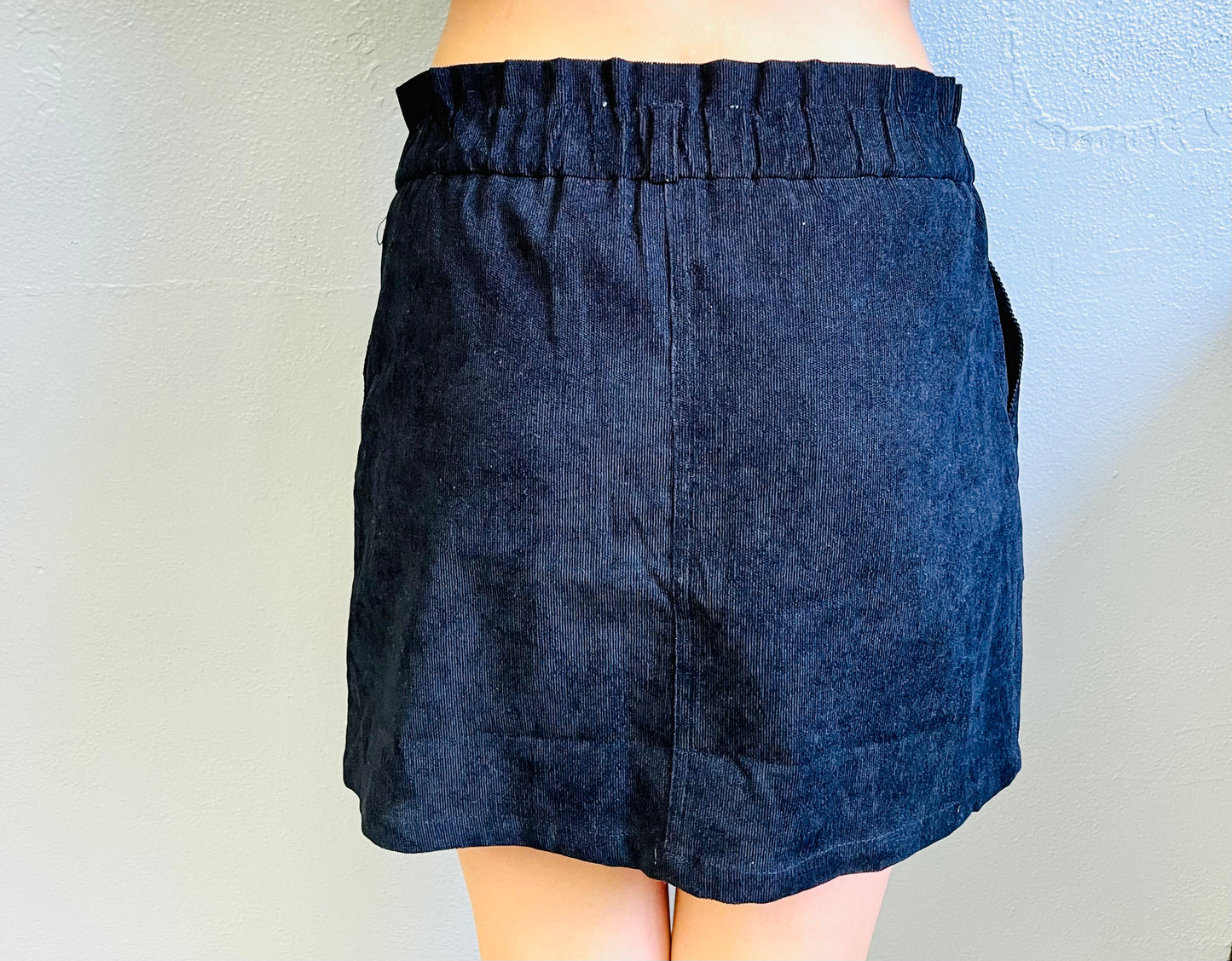 HYFVE- Ruffle Band Navy Skirt