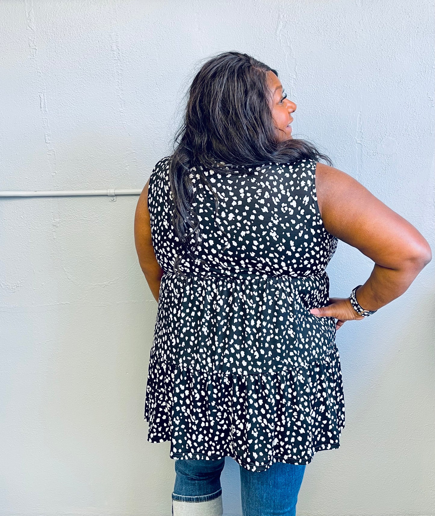 HEIMISH- PLUS Animal Top w/ Ruffles