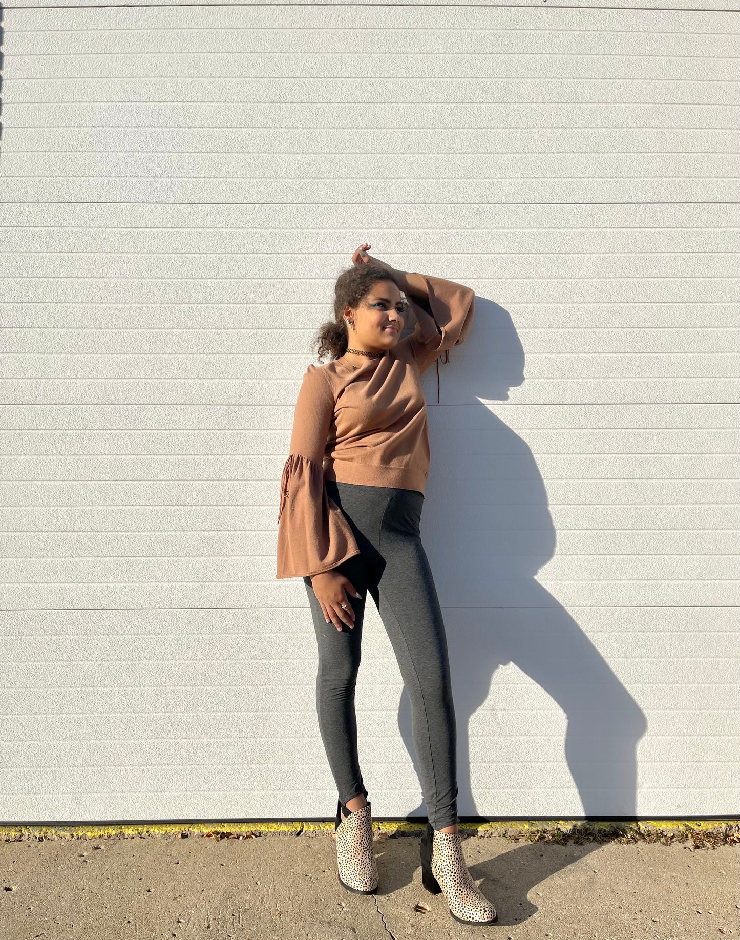 HEM AND THREAD- Lightweight Sweater With Tied Sleeves