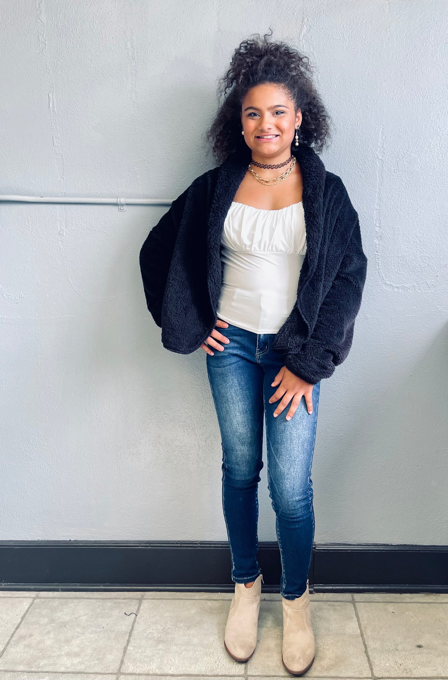 HYFVE- Cropped Sherpa Cardigan