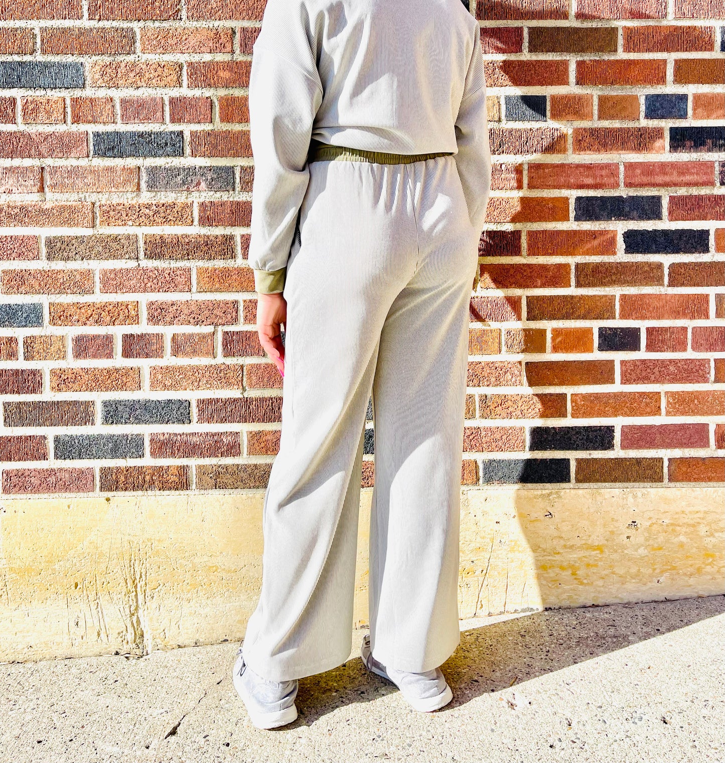 PAPER CRANE- Ribbed Wide Leg Pants