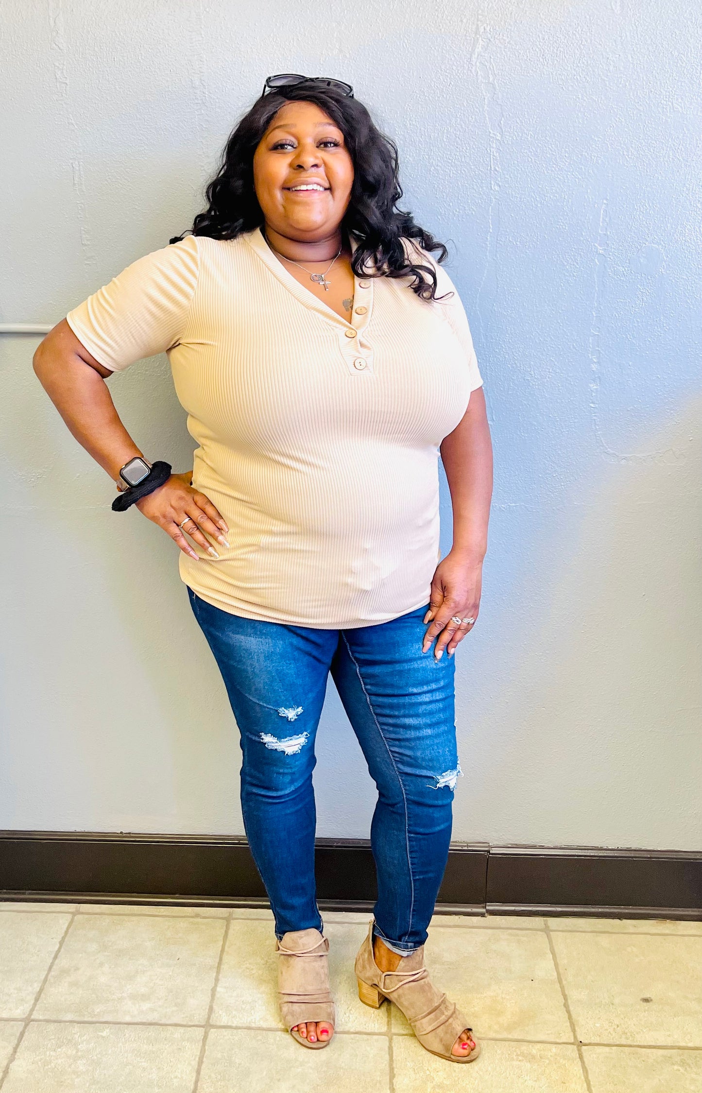 HEIMISH- PLUS Solid Top w/ Button Detail