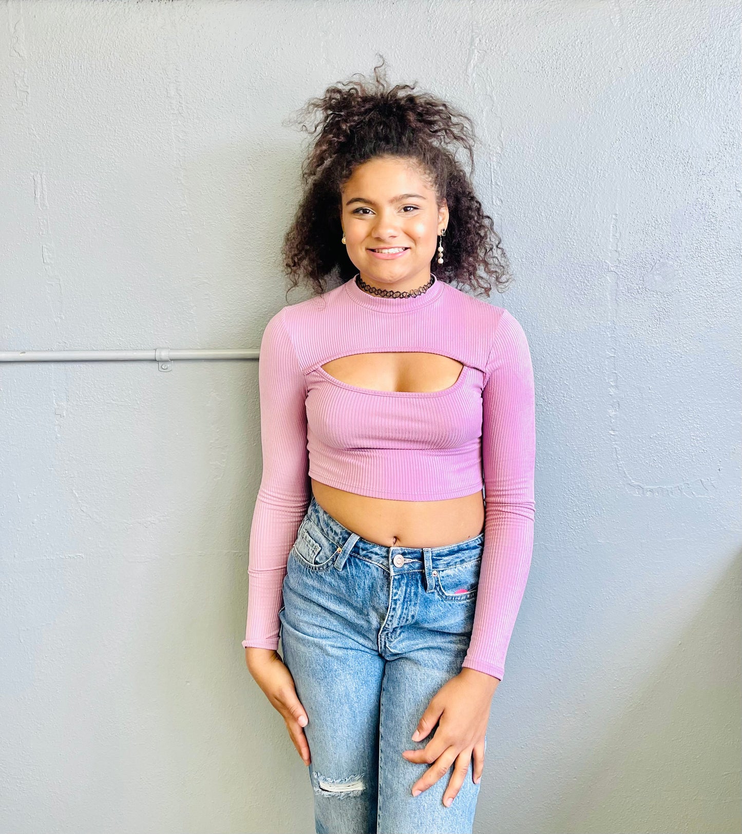 TIMING- LS Ribbed Crop Top w/ Front Cutout