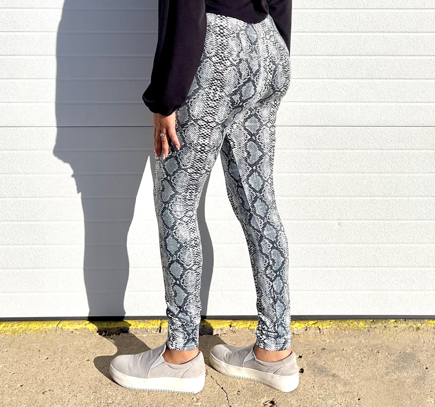 SEE AND BE SEEN- Snake Skin Leggings