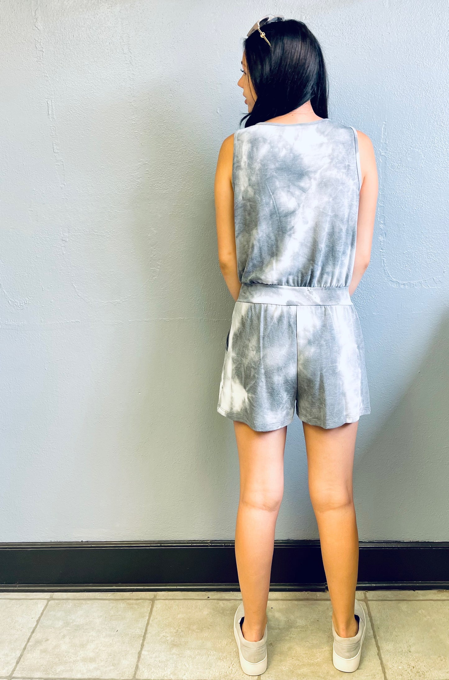 CES FEMME- Gray Romper