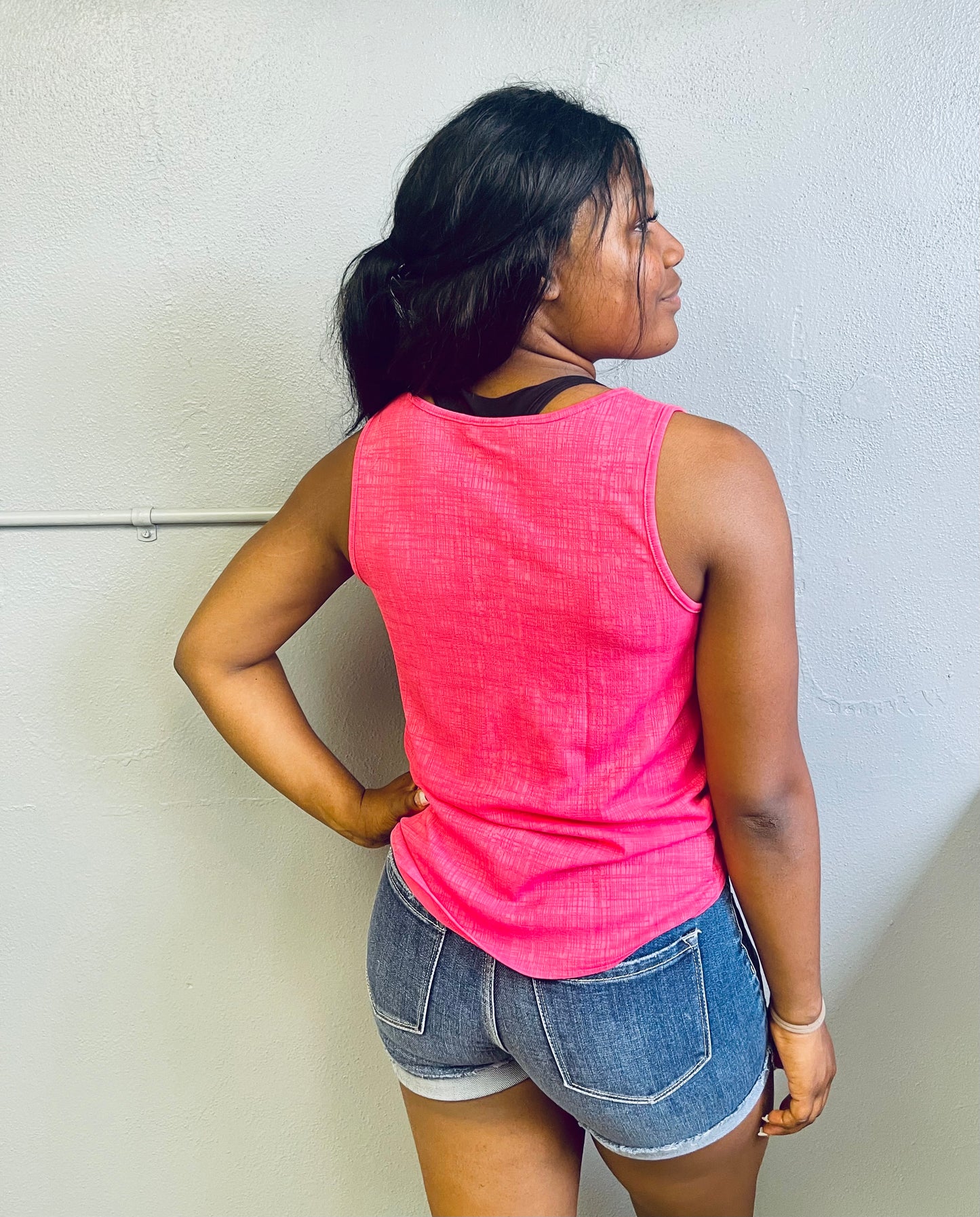 CES FEMME- Tie Bottom Tank
