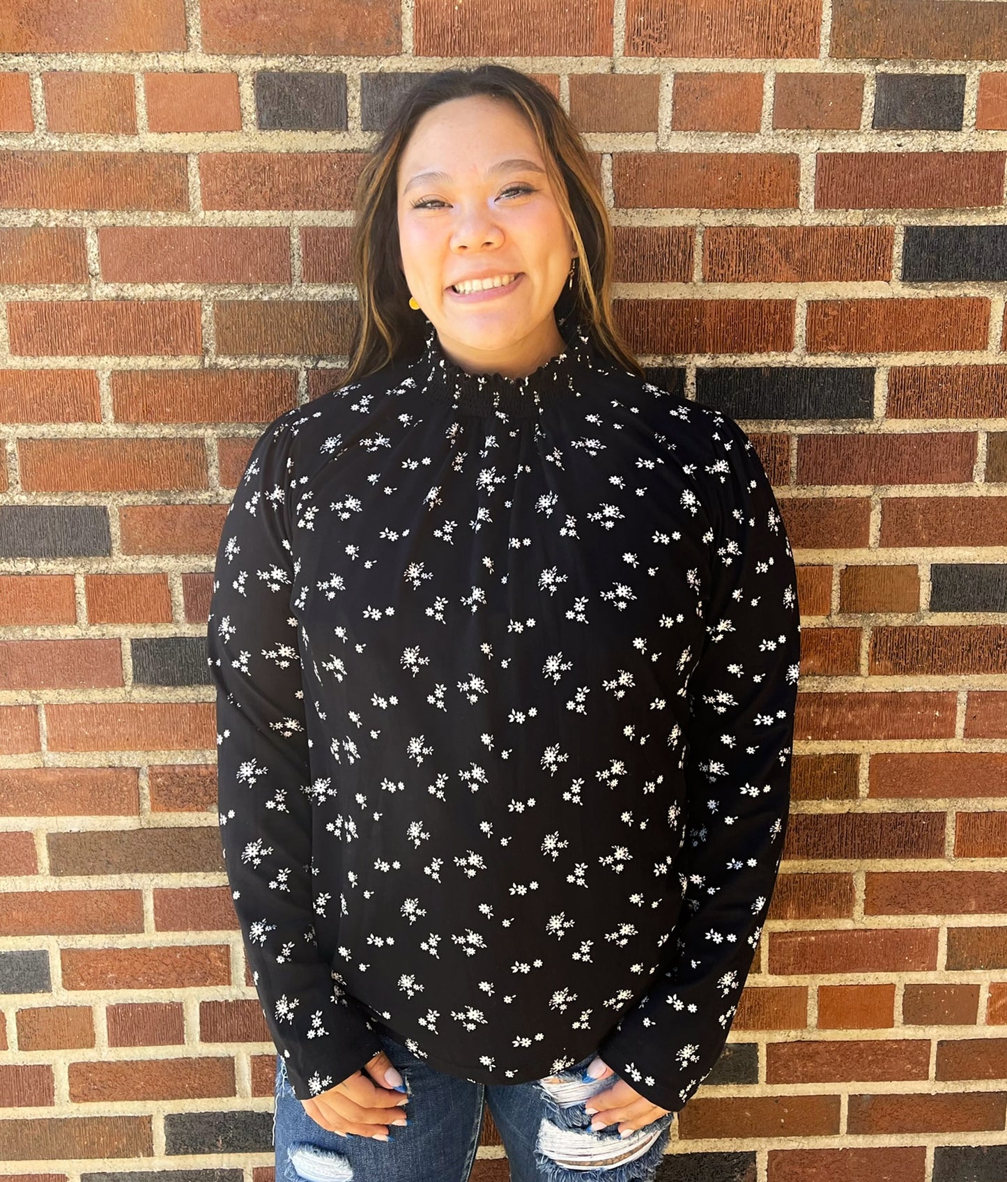 WHITE BIRCH- Long Sleeve Floral Print Knit Top
