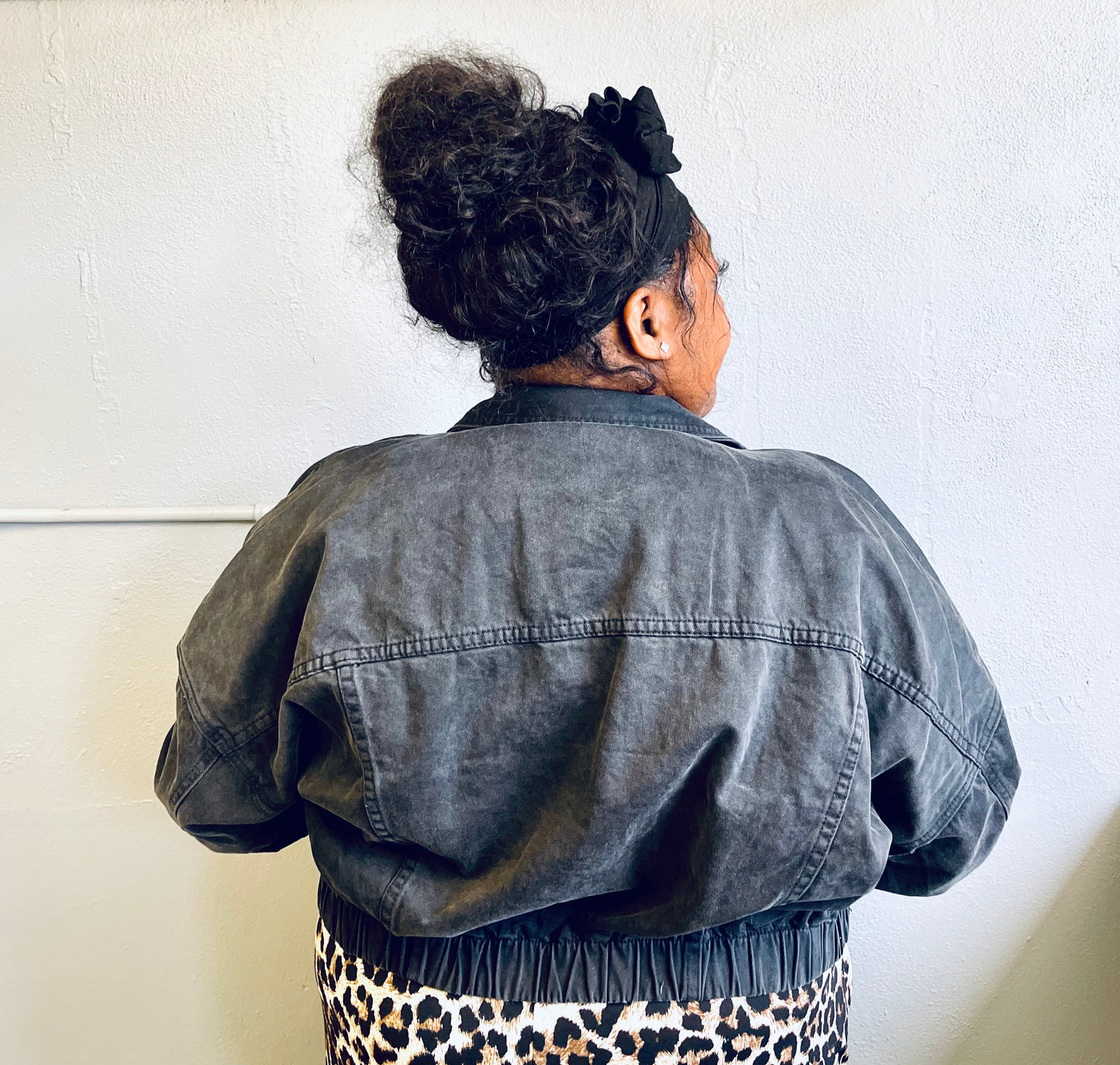 MONO B- CURVY Raw & Ribbed Crop Denim Jacket