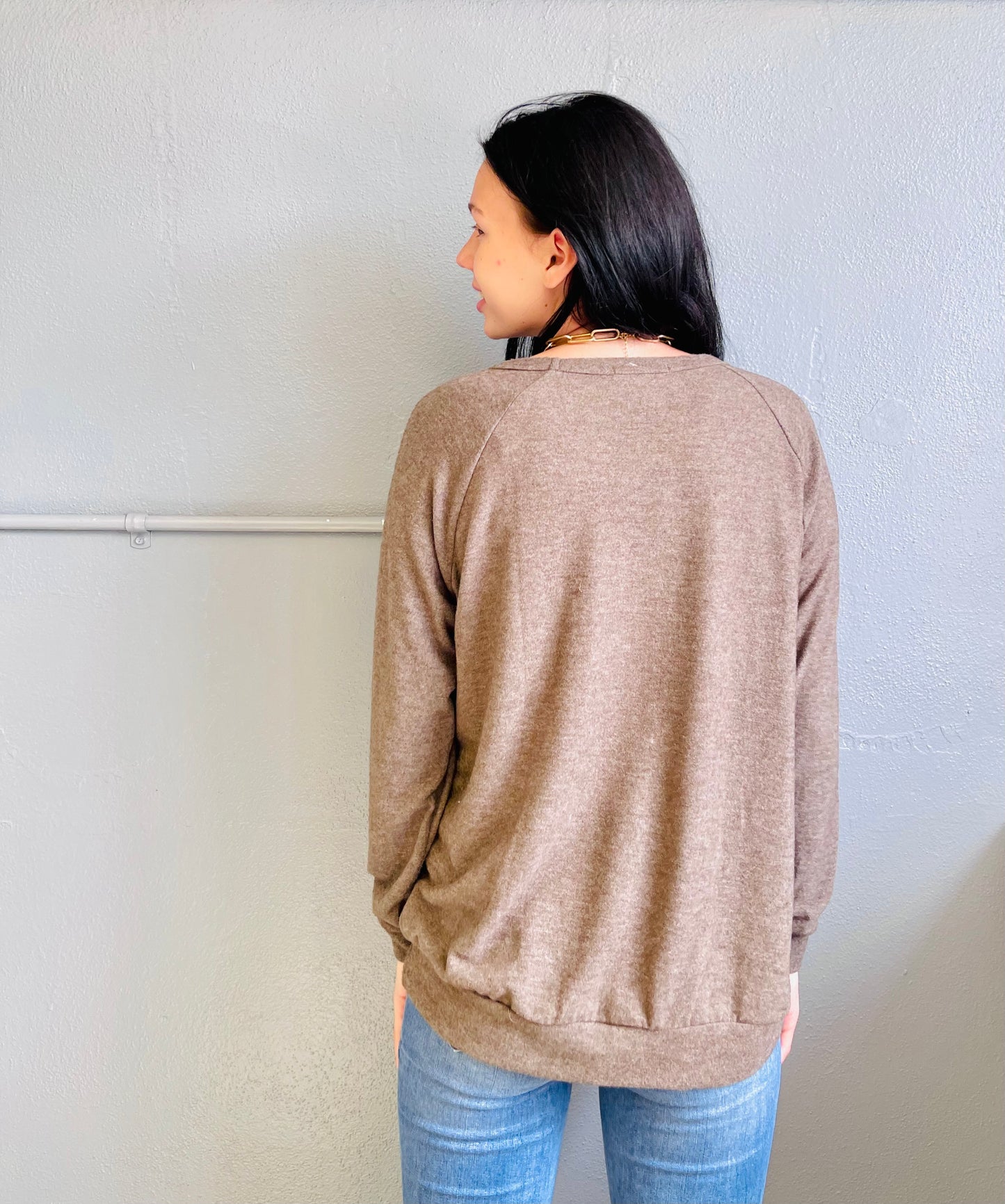 STACCATO- Round Neck LS Exposed Stitching Brushed Top