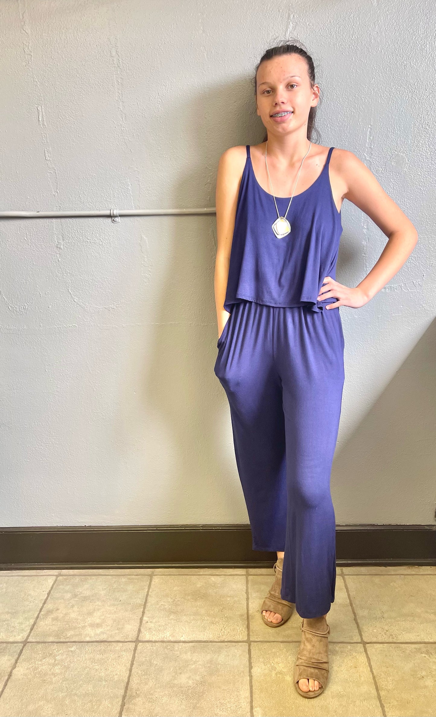 HEIMISH- Solid Crop Jumpsuit w/ Side Pockets