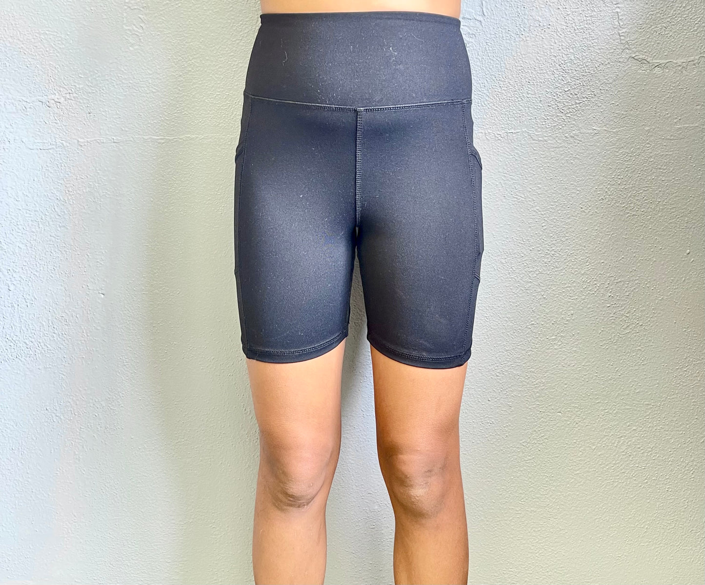 MONO B- Essential Sweetheart Biker Shorts
