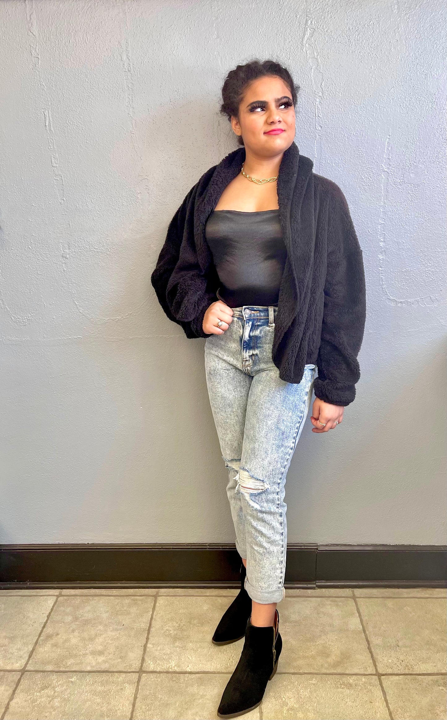 DOUBLE ZERO- Tie-Back Handkerchief Crop Top