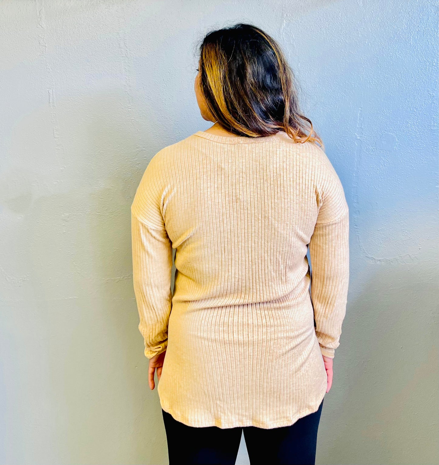 HEIMISH- PLUS Long Ribbed Top w/ Buttons