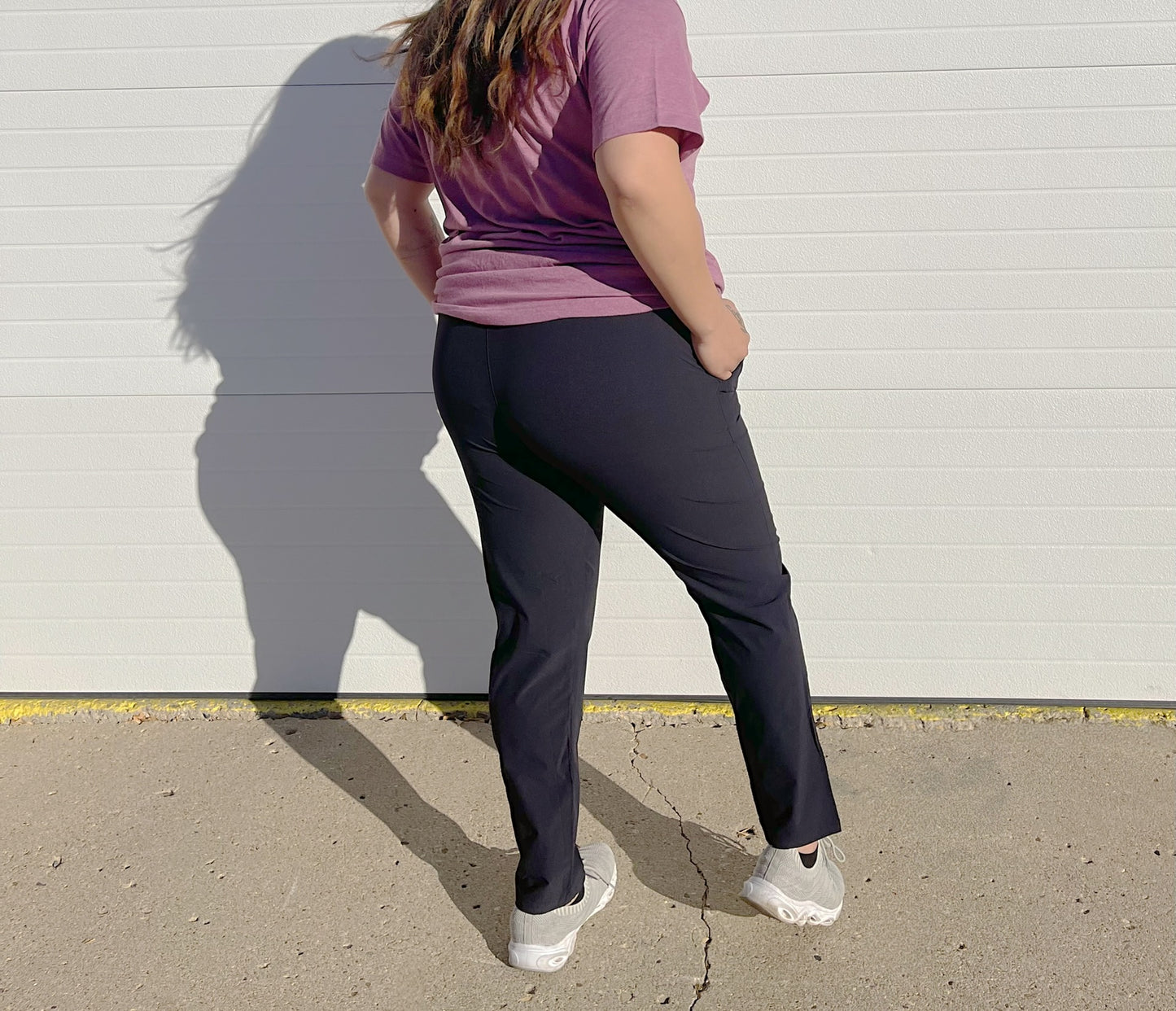 MONO B- CURVY Joggers with Tapered Leg