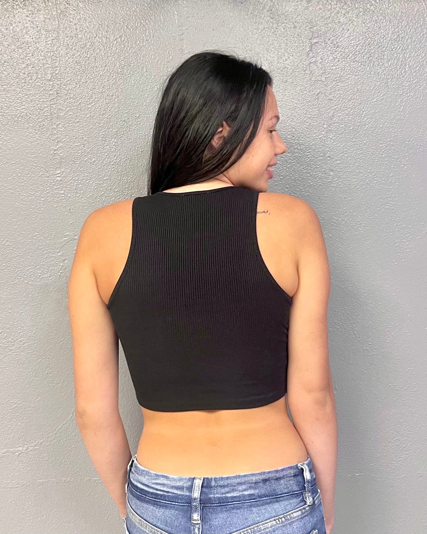 TIMING- Ribbed Crop Halter Top