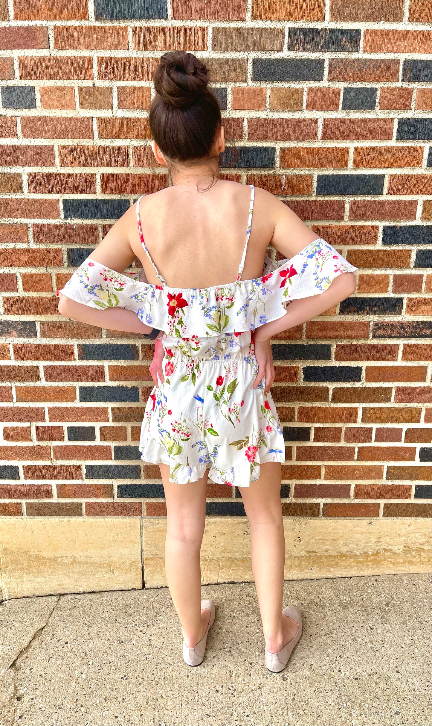 DAVI&DANI- Floral Print Ruffled Romper