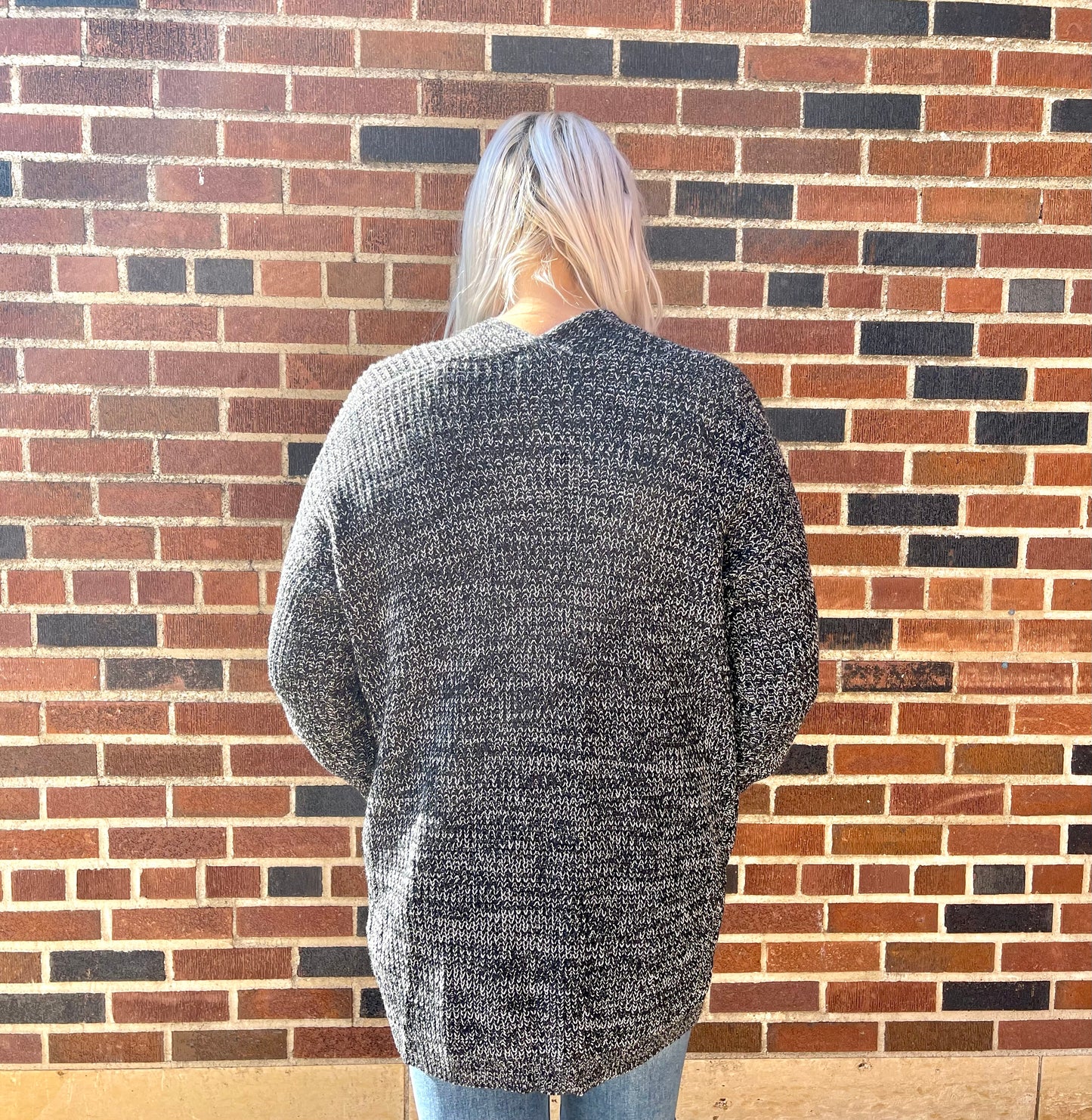 Q.Z.Z. TRADING- Knitted Cardigan