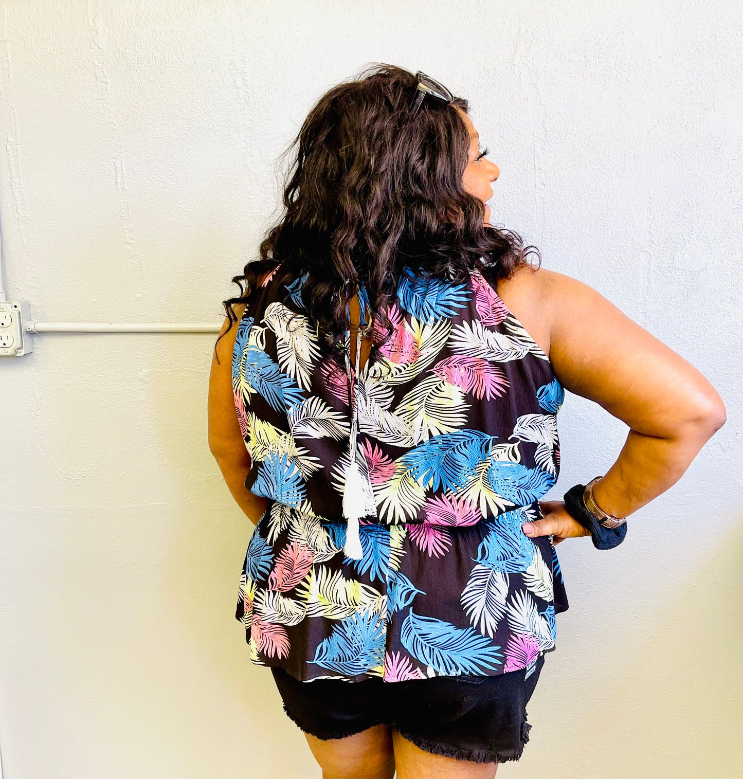 DAVI&DANI- PLUS Tropical Print Halter Neck Top