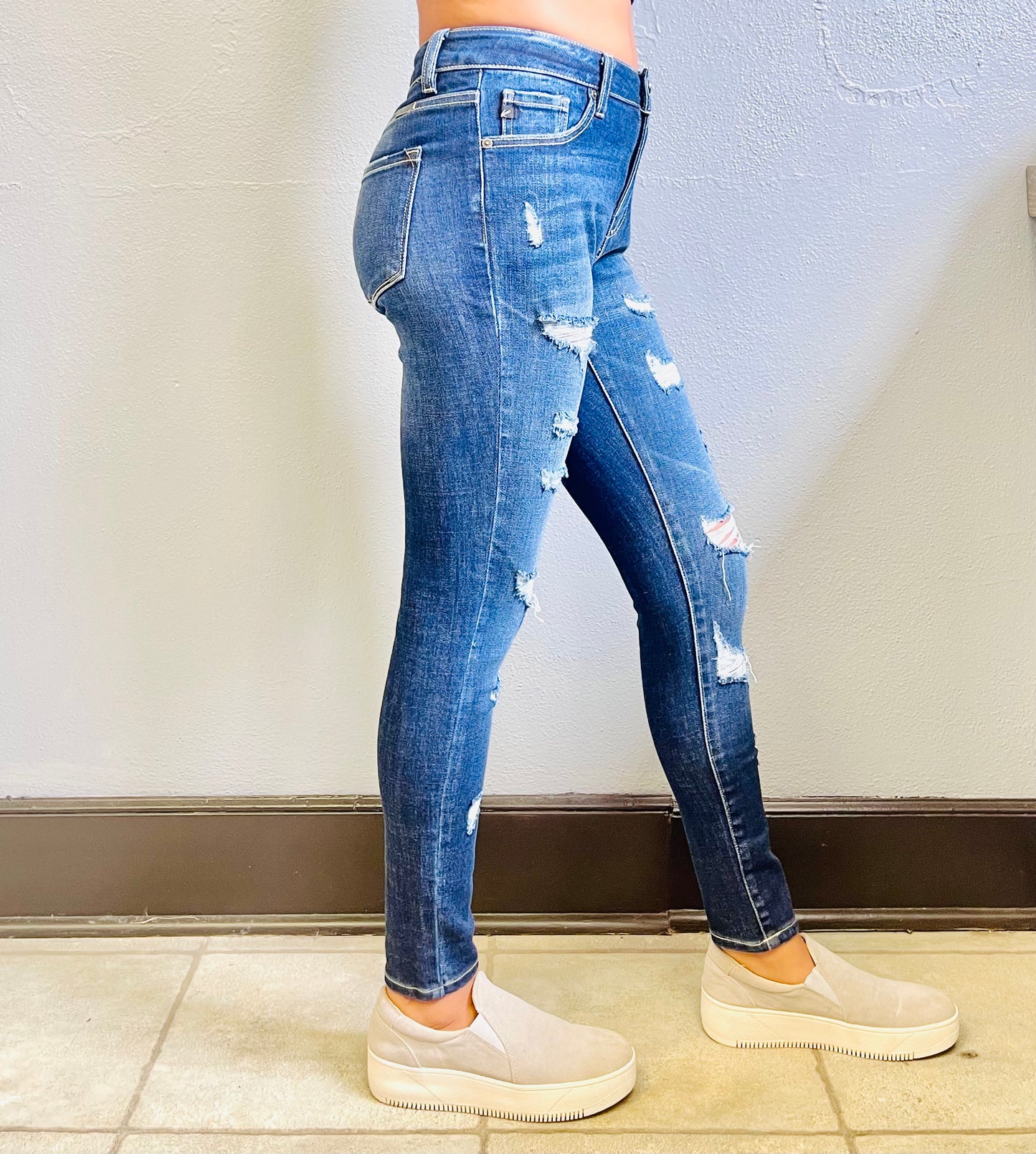 KANCAN- Curvy High Rise Ankle Skinny