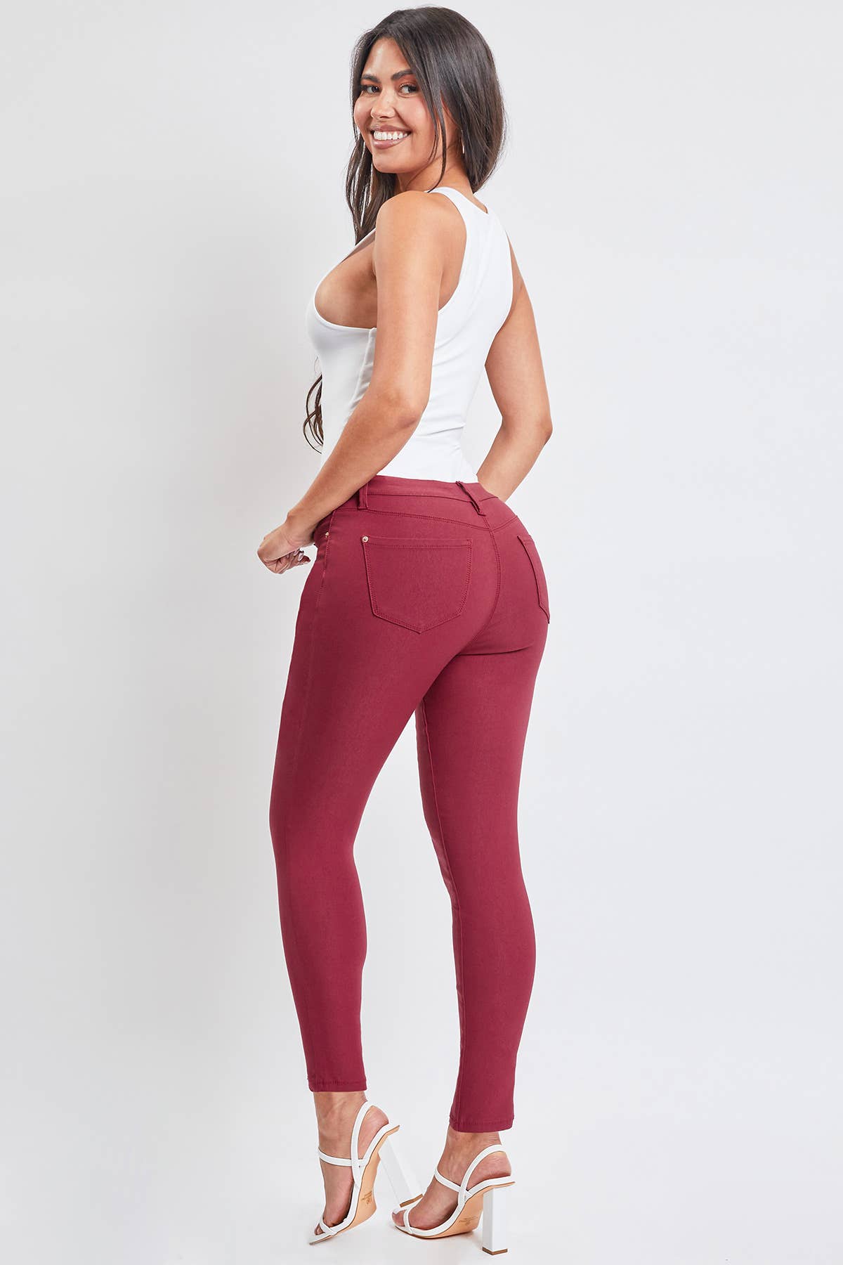 Junior Hyperstretch Mid-Rise Skinny Jean: Small / BROSE