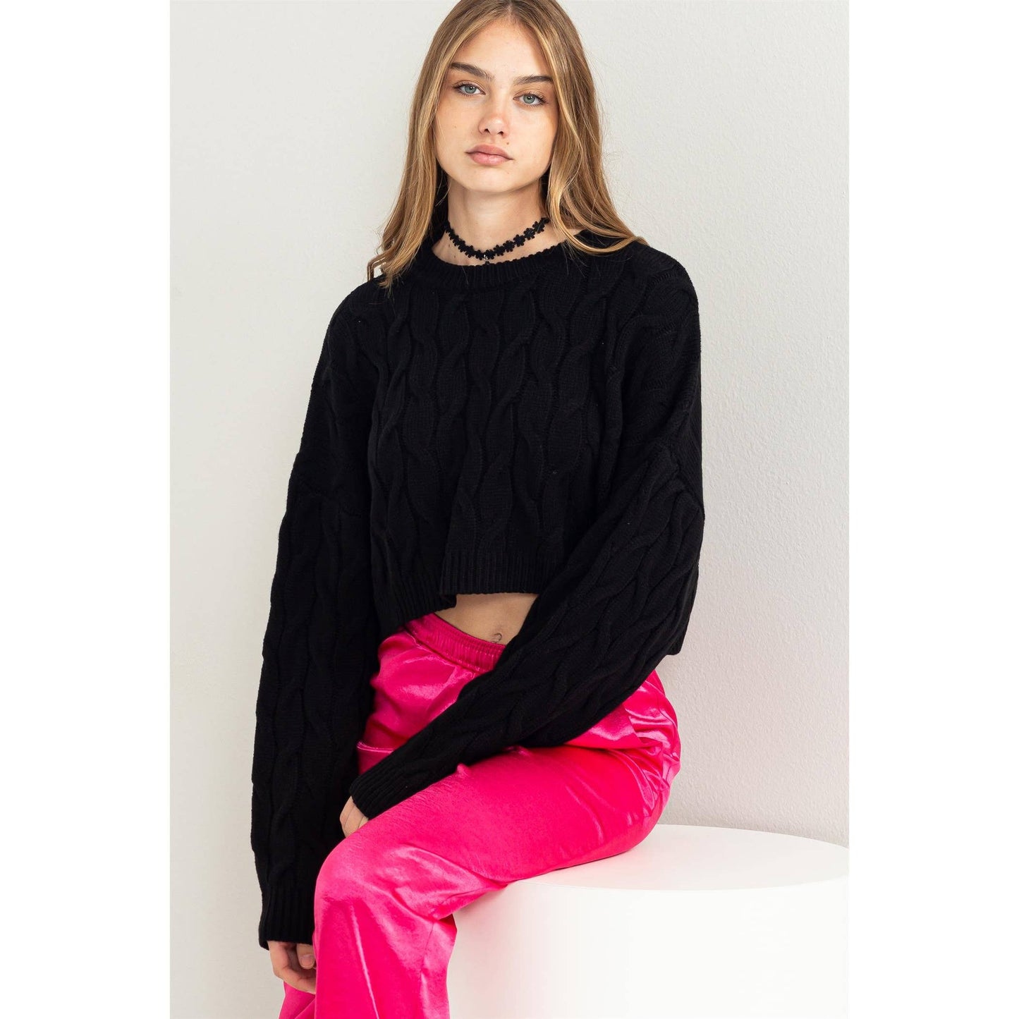 WEEKEND READY CABLE KNIT LONG SLEEVE CROP SWEATER: WISTERIA / L