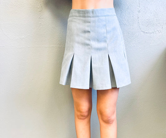 SADIE & SAGE- Pleated Cheerleader Skirt
