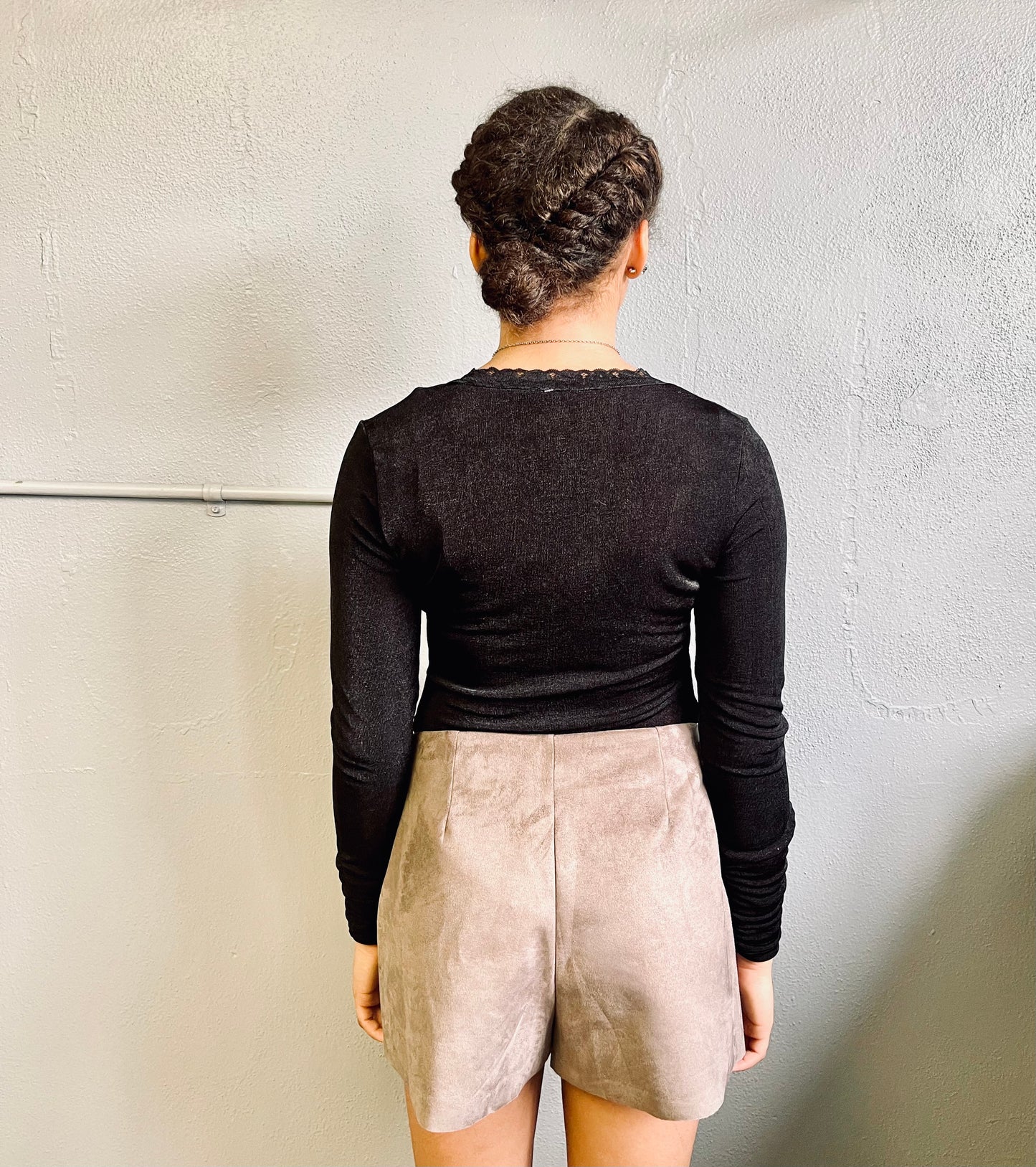 MAIN STRIP- Deep V Neck Lace Trim Shirring Sleeve Bodysuit