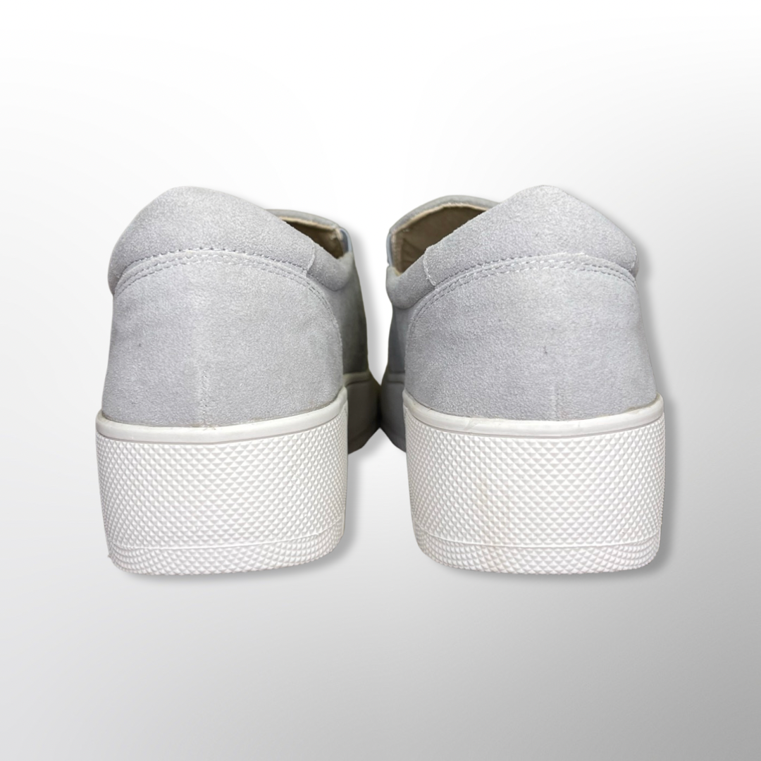 ABATA SHOES- Basic Slip on Sneakers