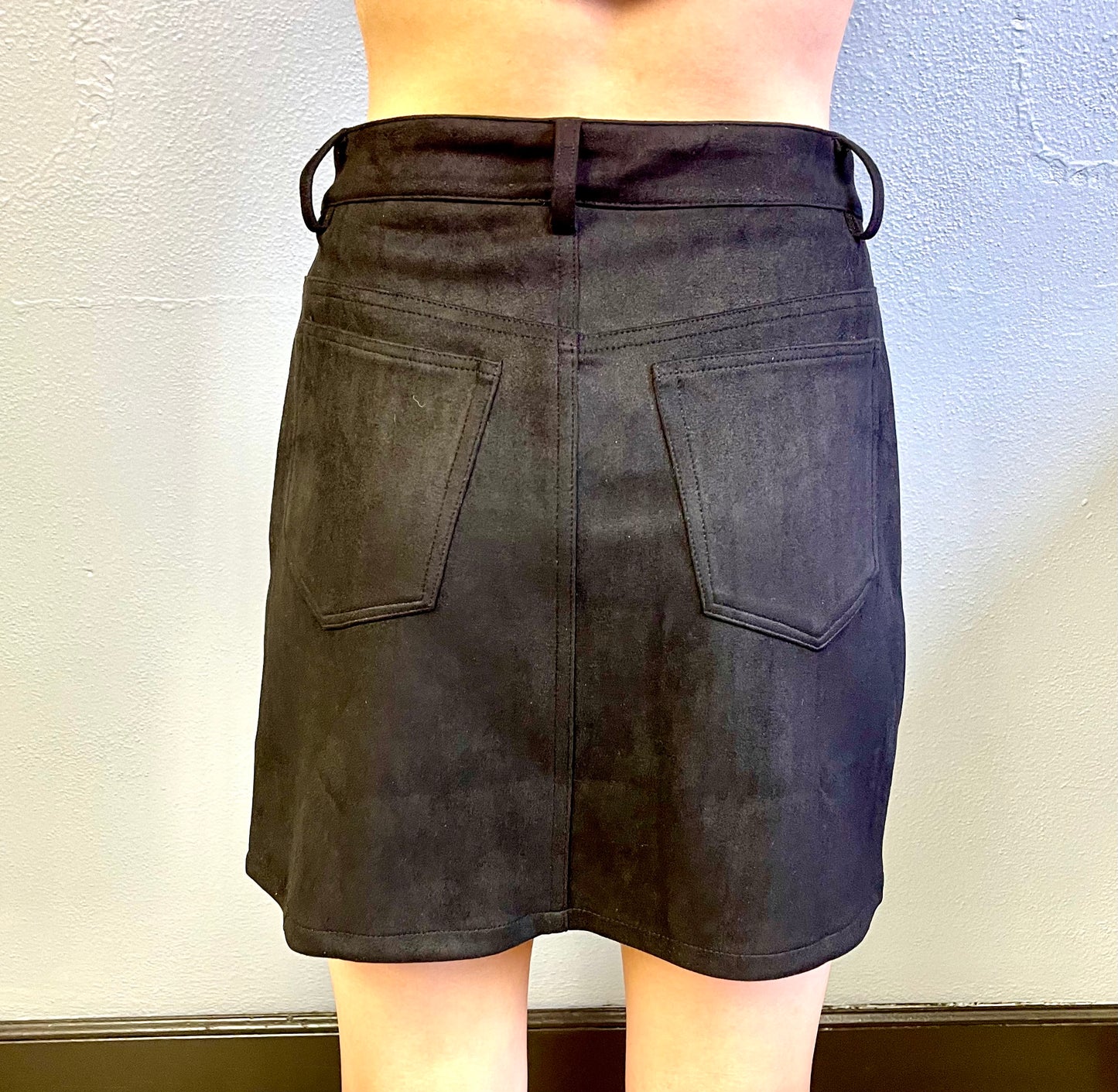 MITTOSHOP- Faux Suede Mini Skirt w/ Front Slit