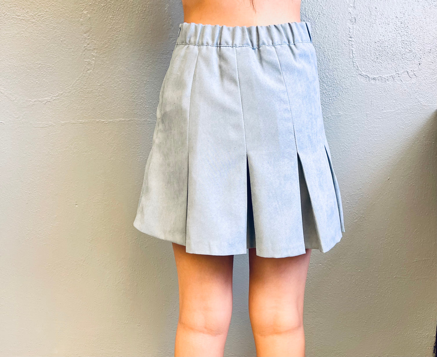 SADIE & SAGE- Pleated Cheerleader Skirt