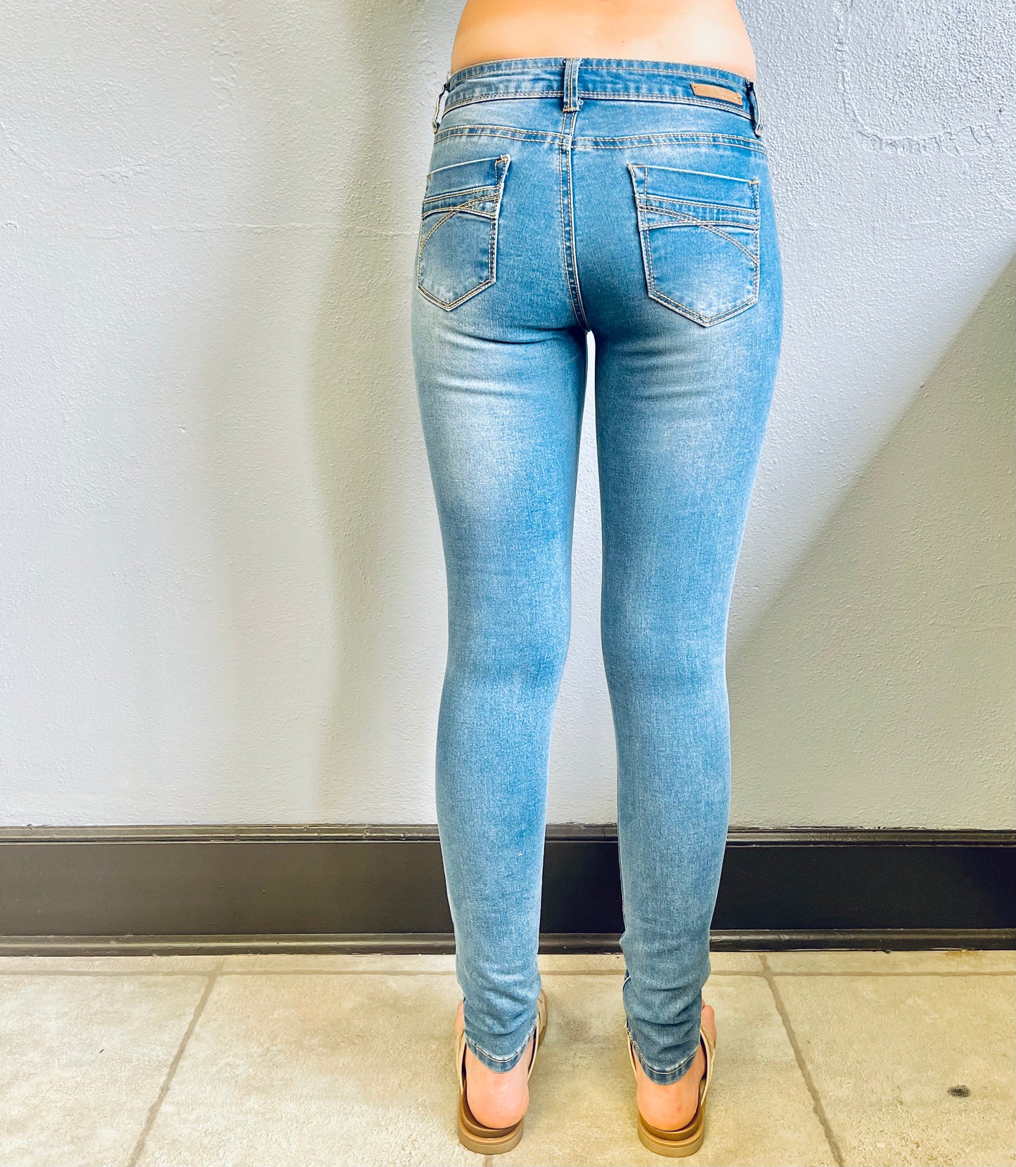 C'EST TOI- Basic Skinny Jeans